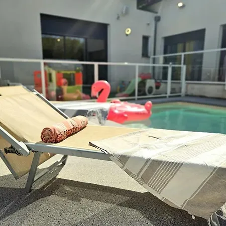Le Paradis Secret - Piscine - Clim - Pool-house Garons